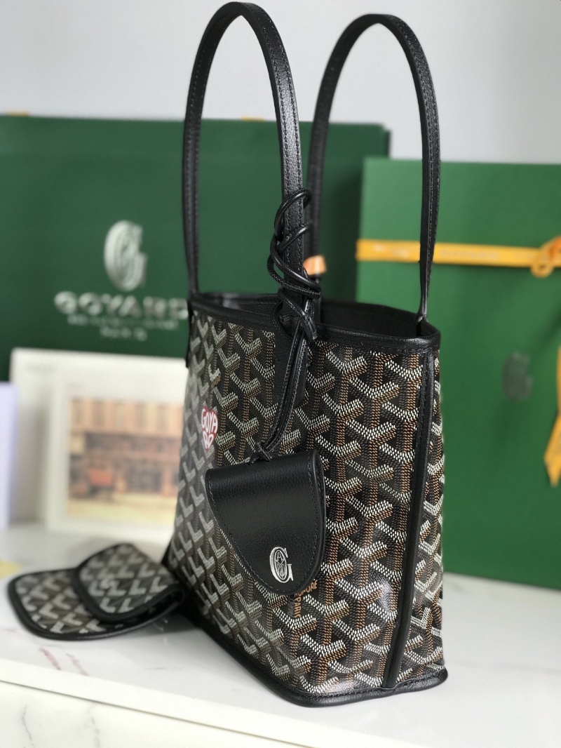 Goyard Shopping Bags